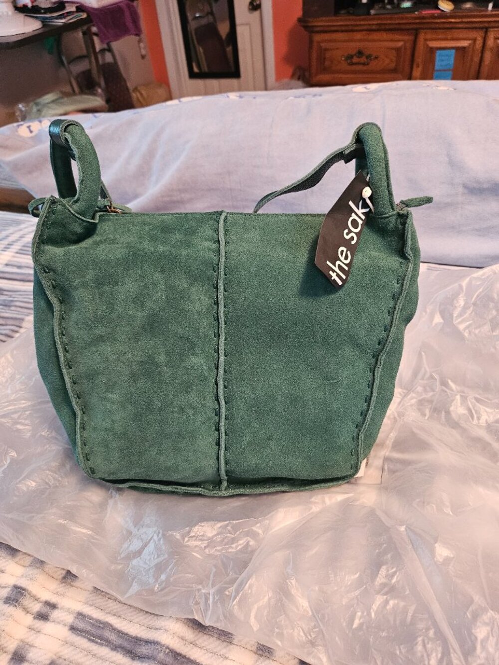 Los Feliz Leather Crossbody Pine Suede - Picture 6 of 10